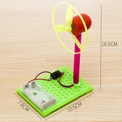 Science And Invention - Student wetenschappelijk experiment zelfgemaakte elektrische ventilator